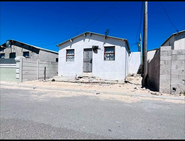 2 BEDROOM HOUSE FOR SALE IN KUYASA